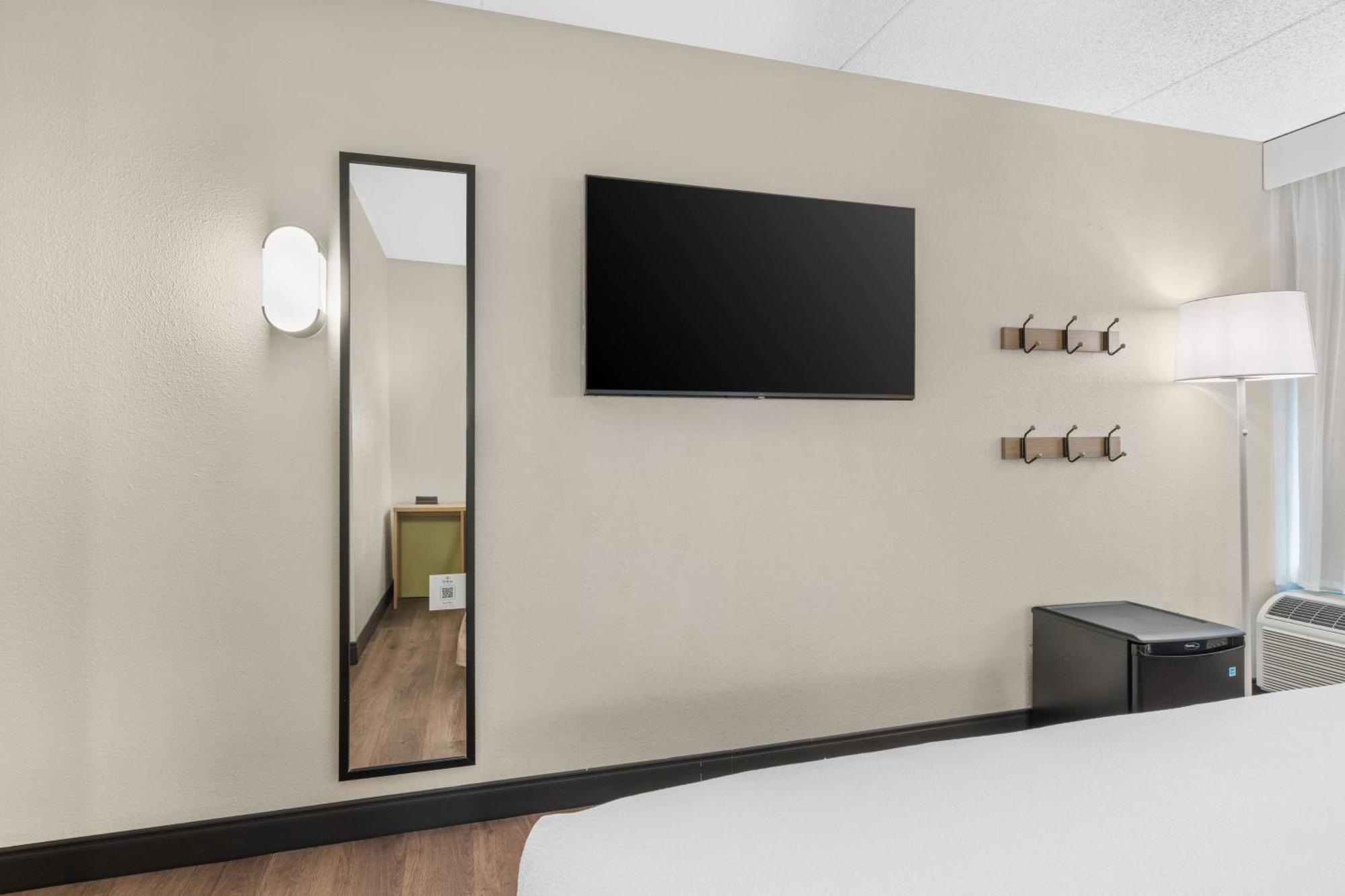 Spark By Hilton Colorado Springs I 25 Central Екстериор снимка
