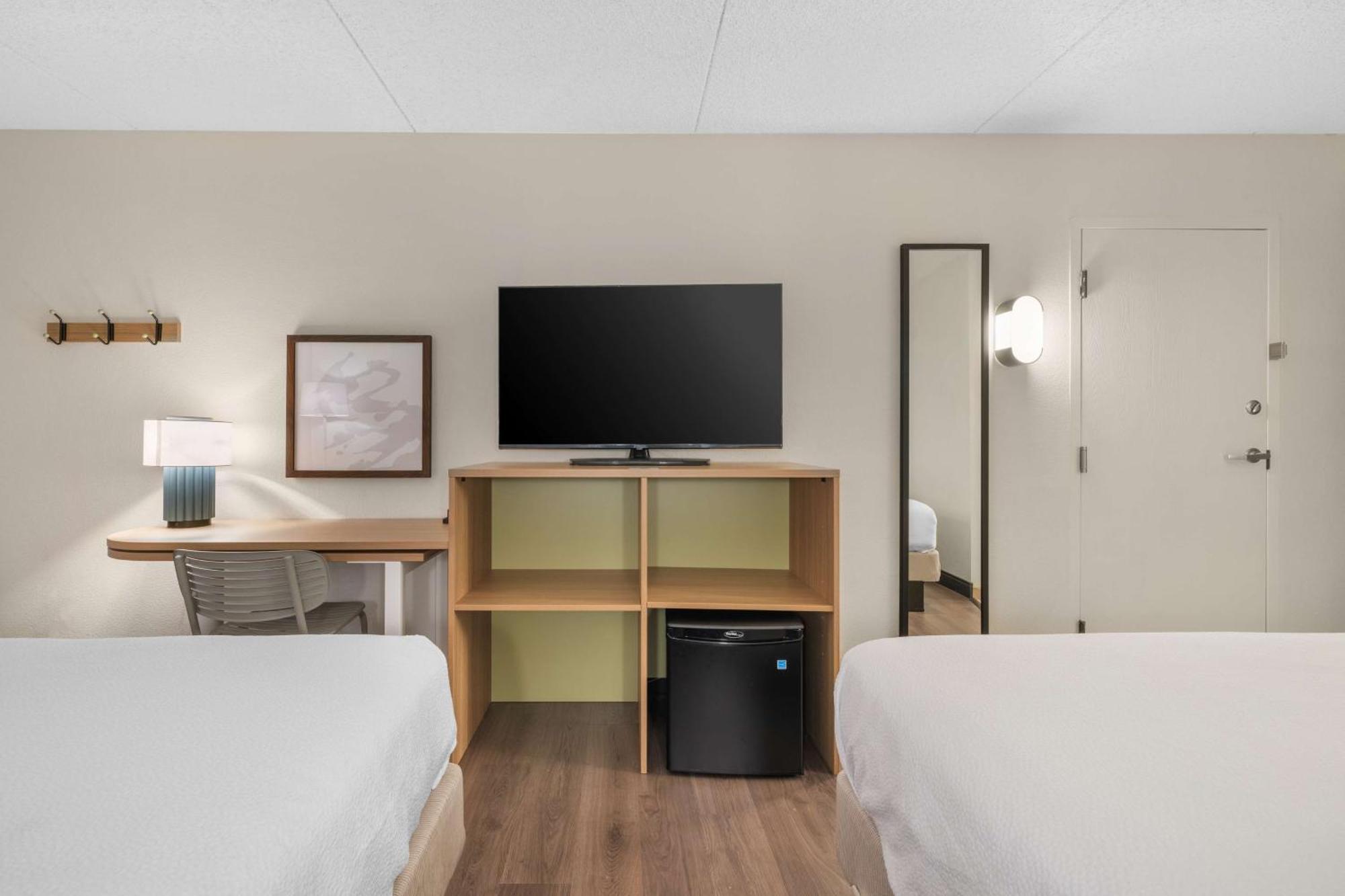 Spark By Hilton Colorado Springs I 25 Central Екстериор снимка