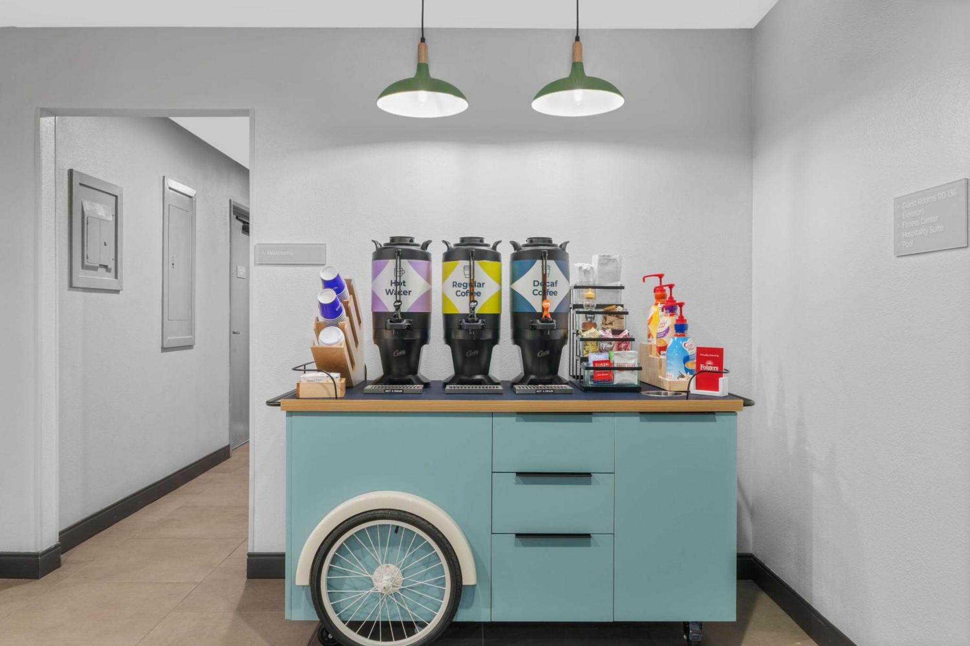 Spark By Hilton Colorado Springs I 25 Central Екстериор снимка
